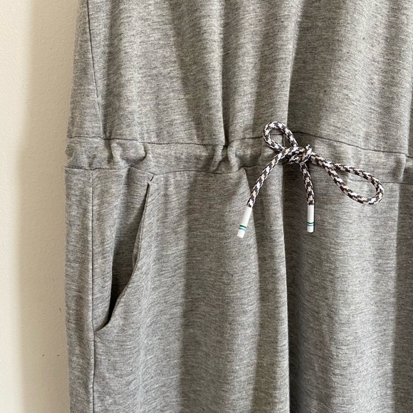 MPG Athletic Dress, Cinchable Waist, Size XS - Picture 2 of 4